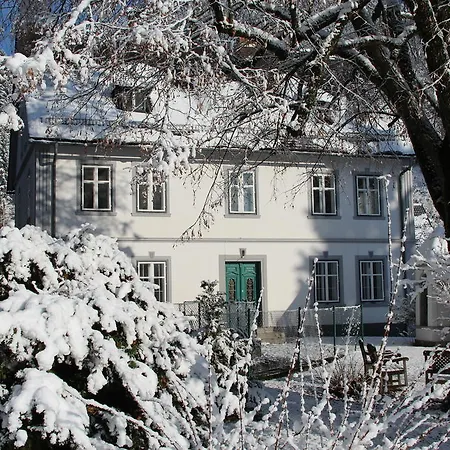 Apartment Ferienwohntraum Haller