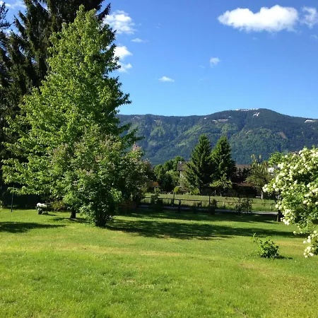 Appartement Ferienwohntraum Haller
